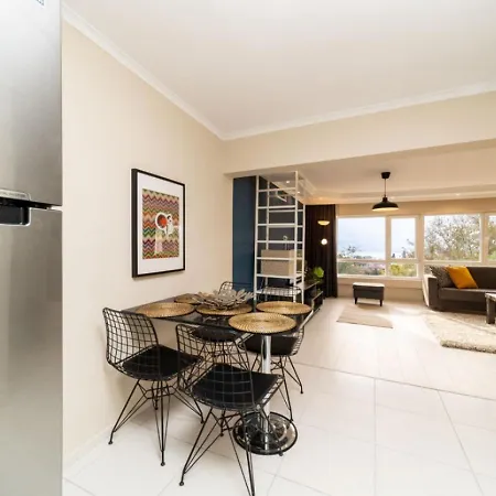 Exquisite Flat With Sea View Near Hadrian Gate Daire